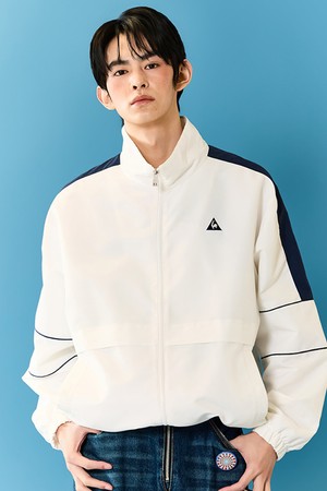 [온라인단독] 유니 듀스 루즈핏 자켓 - 화이트 QR123JJK22
