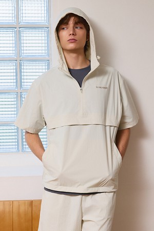 유니 스트레치 타슬란 루즈핏 반팔 아노락 자켓 - 베이지 QR223LJK42