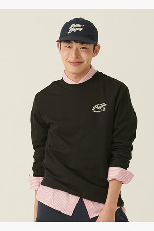 [먼싱웨어] 남성 에센셜 긴팔티셔츠 블랙(MQ121PTL35)_BLACK-a