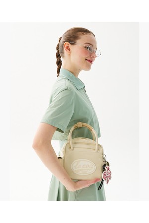 여성 아이코닉 큐브백 _BEGE GR222LBG42_BEIGE-a