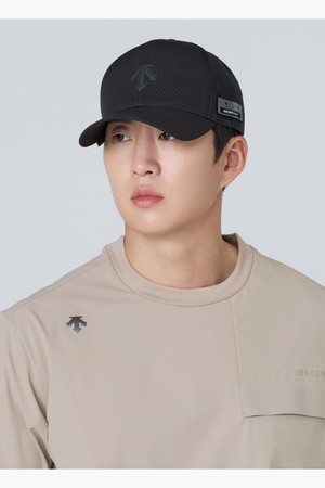 [데상트골프] 남성 하프 메쉬 캡  DR12MFCP35_BLACK-a