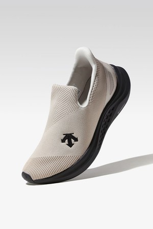 런 스텝 슬립온 베이지 SR123RRN31