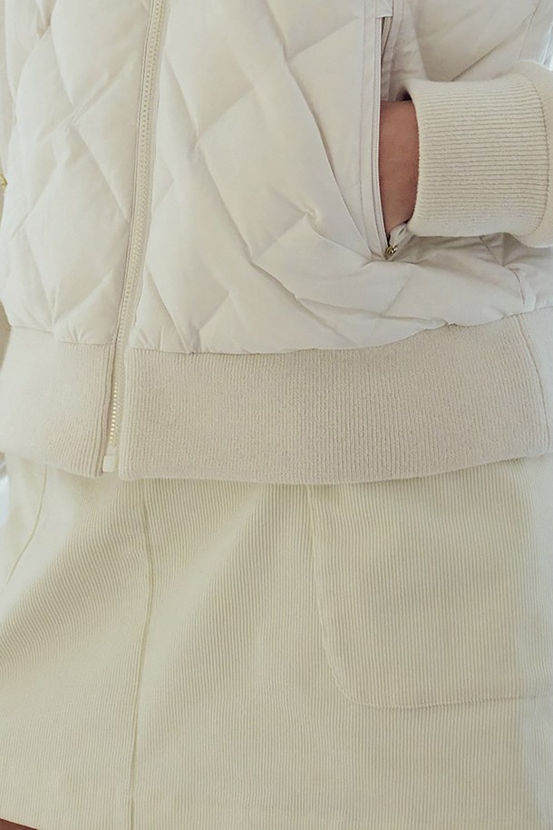 상품 슬라이드 이미지 0