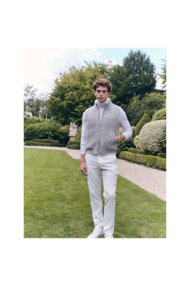 상품 슬라이드 이미지 1