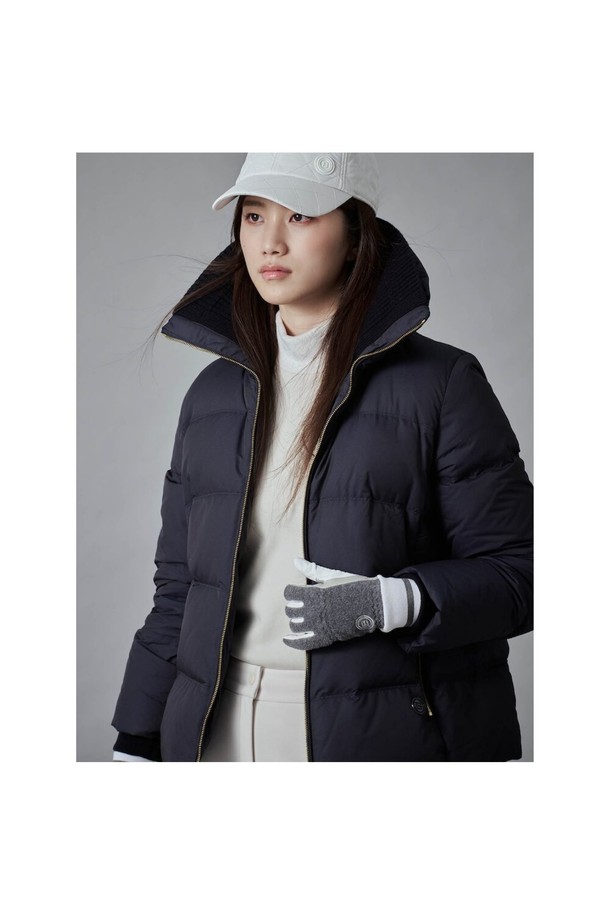 상품 슬라이드 이미지 0