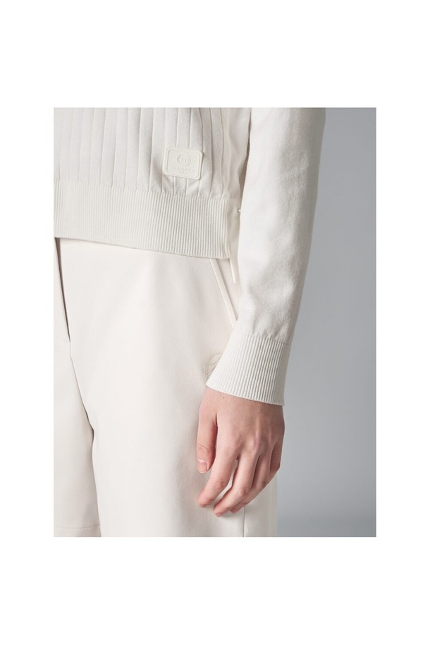 상품 슬라이드 이미지 1