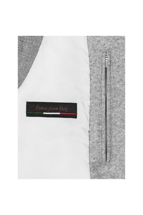 상품 슬라이드 이미지 1