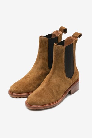 SUEDE CHELSEA BOOTS - CAMEL