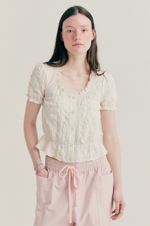 [22HS] CHECK PATTERN FRILL BLOUSE - BEIGE