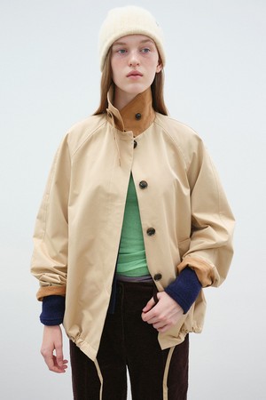 HALF TRENCH COAT - BEIGE