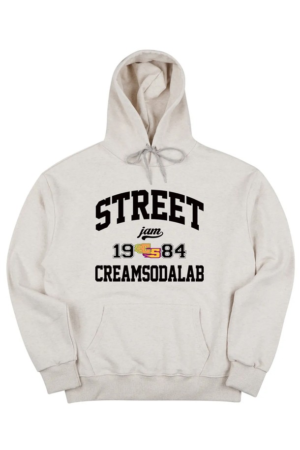 씨알에스디엘 스트릿 잼 후드는 남녀 공용으로, 가을과 겨울에 착용하기 좋은 오버핏 후드티입니다. 면과 폴리에스테르 혼방 소재로 제작되었으며, 70-80년대 미국 대학 스웨트 빈티지 스타일을 재현했습니다. 블랙 컬러에 로고와 프린트가 돋보이는 캐주얼 스트릿 스타일의 긴소매 상의입니다.
