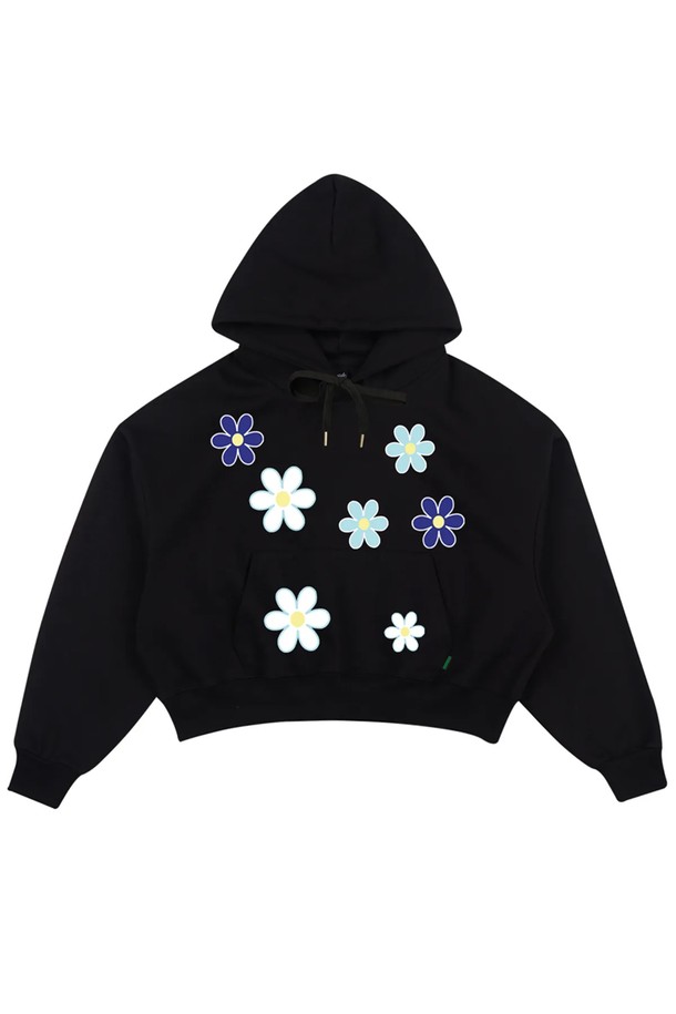 씨알에스디엘 세븐 플라워 크롭 후드는 면과 폴리에스테르 혼방 소재로 제작되어 편안한 착용감을 선사합니다. 블랙 컬러 바탕에 플라워 패턴 디자인이 돋보이며, 크롭 기장과 후드 디자인으로 트렌디한 스타일을 연출합니다. 캐주얼하면서도 개성 있는 상의를 찾는 분들께 적합한 제품입니다.

