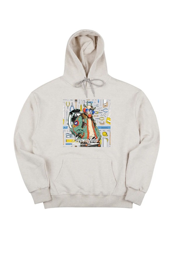 아이보리, 베이지 두 가지 색상으로 출시된 씨알에스디엘 다이스 보이 후드는 남성용 오버핏 크롭 기장의 후드티입니다. 부드러운 면 소재로 제작되어 가을, 겨울 시즌 따뜻하게 착용할 수 있으며, 캐주얼 및 스트릿 스타일을 연출하기 좋습니다. 그래픽 프린트와 캐릭터 무늬가 돋보이는 긴 소매 후드티로, 두꺼운 두께감으로 보온성을 높였습니다.
