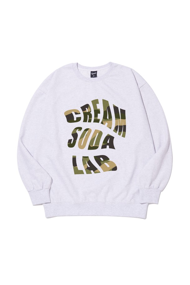 **씨알에스디엘 노이즈 카모 그래픽 맨투맨 (기모)**은 캐주얼, 스트리트 스타일을 즐기는 남녀 모두에게 적합한 상의입니다. 블랙, 그레이, 라이트그레이, 오트밀, 레드, 네이비 6가지의 다채로운 색상으로 출시되었으며, 넉넉한 세미 오버핏으로 편안한 착용감을 선사합니다. 가을, 겨울철 데일리룩, 집콕룩, 산책룩에 활용하기 좋으며, 두꺼운 두께감과 부드러운 촉감으로 따뜻함을 더합니다. 라운드넥 디자인에 2바늘 커버스티치 넥라인, 립 마감, 사이드심 포인트 라벨 디테일로 완성도를 높였으며, 카모 패턴과 로고 디자인이 돋보입니다. 기모 안감으로 보온성을 극대화하여 한겨울에도 따뜻하게 입을 수 있습니다.
