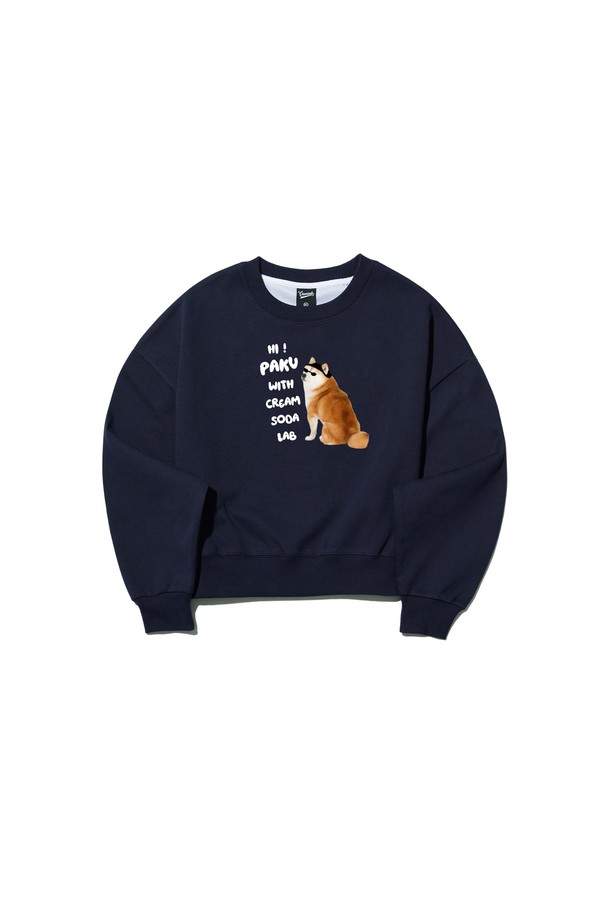 씨알에스디엘 하이 파쿠 크롭 맨투맨은 베이직, 캐주얼, 미니멀 스타일을 즐기는 분들을 위한 데일리 아이템입니다. 블랙, 그레이, 그린, 네이비 4가지 컬러로 출시되어 다양한 룩에 활용하기 좋습니다. 면과 폴리에스테르 혼방 소재로 제작되어 부드러운 촉감을 선사하며, 중간 두께감으로 봄, 가을, 겨울 3계절 모두 착용 가능합니다. 크롭 기장과 오버핏 디자인으로 트렌디한 스타일을 연출하며, 라운드넥과 긴소매, 무지 디자인으로 깔끔함을 더했습니다. 립 디테일, 사이드 라벨, 2바늘 커버스티치 공법으로 완성도를 높인 씨알에스디엘 하이 파쿠 크롭 맨투맨으로 편안하고 스타일리시한 집콕룩과 겨울 데일리룩을 완성해 보세요.
