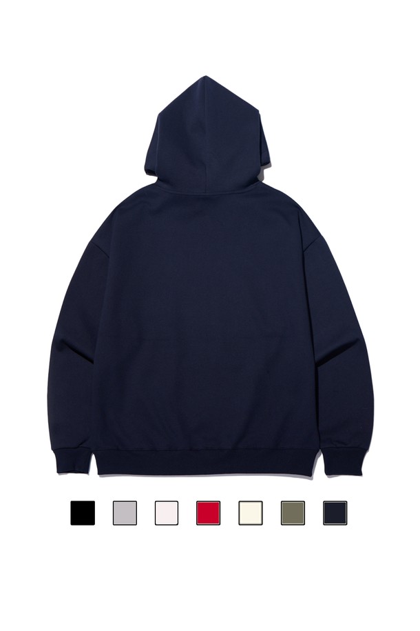 씨알에스디엘 위스콘신 바스켓볼 후드는 남녀 공용으로 제작되었으며, 네이비 컬러의 레귤러핏 긴소매 후드입니다. 면과 기모 소재를 사용하여 부드러운 촉감을 제공하며, 두꺼운 두께감으로 가을, 겨울철 넉넉하게 착용 가능합니다. 스포티하고 캐주얼한 스타일을 연출하며, 스포츠 프린팅과 바스켓볼 디자인, 로고 패턴으로 포인트를 더했습니다.
