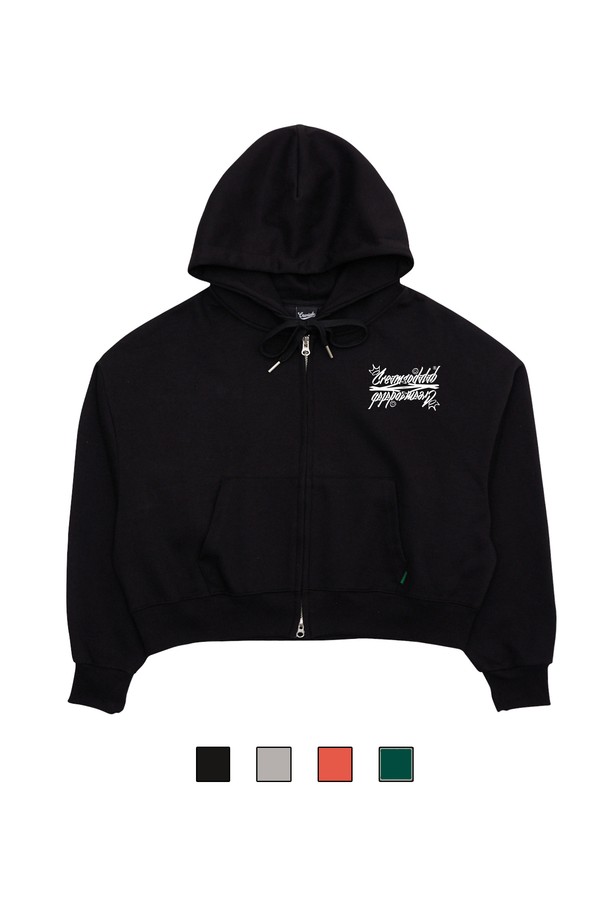 씨알에스디엘 로고 크롭 집업 후드는 캐주얼과 스트릿 스타일을 아우르는 후드 집업입니다. 그레이, 블랙, 오렌지, 그린 4가지 색상으로 출시되었으며, 봄, 가을에 활용하기 좋습니다. 면과 폴리에스테르 혼방 소재로 제작되었으며, 후드 디테일, 더블 스티치 구조, 깊은 앞주머니, 리브드 원단 밑단, 2-WAY 실버 지퍼 등 섬세한 디테일이 돋보입니다.
