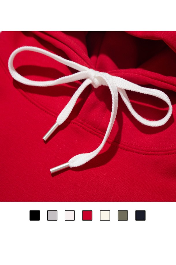 씨알에스디엘 위스콘신 바스켓볼 후드는 남녀 공용으로, 일상에서 스포티하고 캐주얼한 스타일을 연출하기 좋은 레드 컬러의 후드티셔츠입니다. 가을, 겨울 시즌에 적합하도록 두꺼운 두께감과 부드러운 촉감의 기모 안감으로 제작되었으며, 레귤러핏에 긴 소매 기장으로 편안한 착용감을 제공합니다. 농구 모티프 프린트가 돋보이는 디자인의 후드티셔츠입니다.
