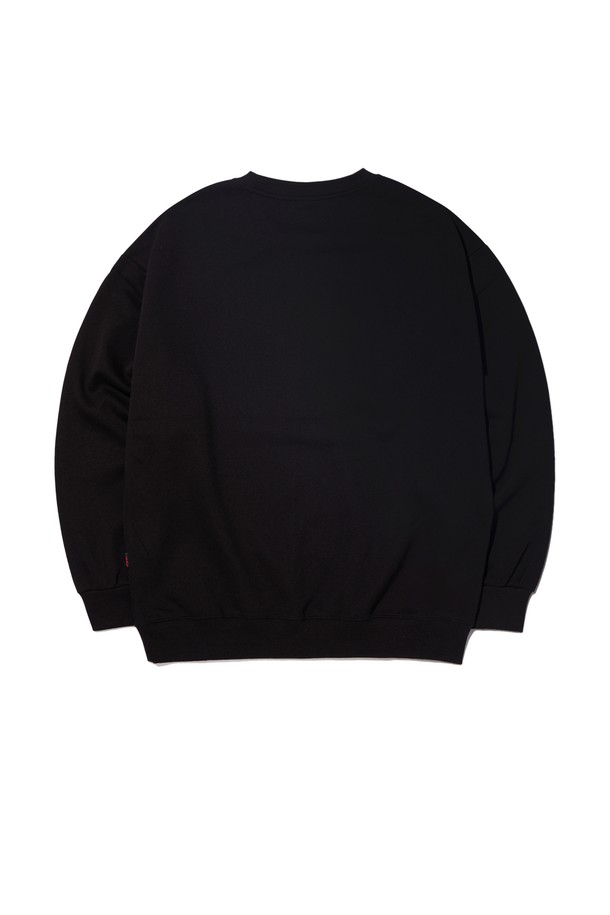 씨알에스디엘(CRSDR) 파이어 온더 보드 스케이트 맨투맨은 남성용 상의로, 가을과 겨울에 따뜻하게 입을 수 있는 두꺼운 기모 소재의 맨투맨입니다. 블랙 컬러에 스케이트보드 그래픽 프린팅이 돋보이는 스트릿, 캐주얼 스타일의 제품입니다. 오버핏과 라운드넥 디자인으로 편안한 착용감을 선사하며, 일상생활은 물론 집콕룩으로도 활용하기 좋습니다. 긴소매 기장으로 보온성을 높였으며, 부드러운 촉감이 특징입니다.
