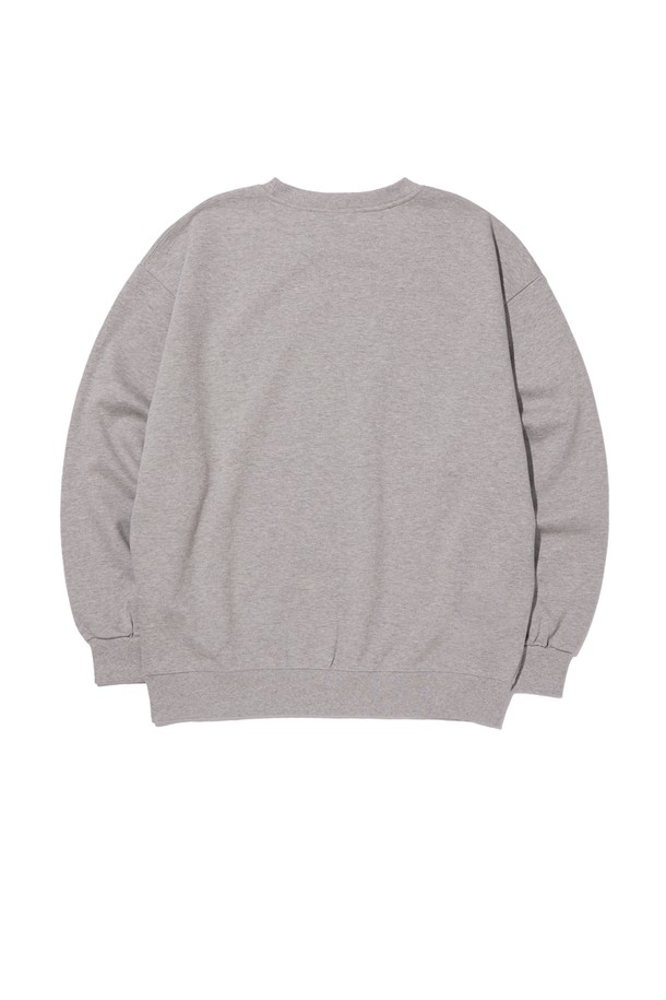 씨알에스디엘 파이어 온더 보드 스케이트 맨투맨 (기모 OR 논기모)은 캐주얼, 스트릿, 미니멀 스타일을 즐기는 분들을 위한 오버핏 맨투맨입니다. 부드러운 촉감의 면 소재로 제작되었으며, 안감은 기모 처리되어 가을, 겨울철에도 따뜻하게 착용할 수 있습니다. 그레이 컬러에 스케이트보드 그래픽과 로고 프린팅으로 포인트를 더했습니다. 라운드넥, 긴 소매 디자인으로 데일리룩, 집콕룩, 산책룩 등 다양한 TPO에 활용하기 좋습니다. 두꺼운 두께감으로 안정감 있는 착용감을 선사합니다.
