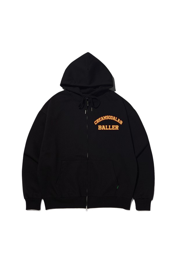 **씨알에스디엘 매드 볼러 독 집업 후드**는 남녀 모두 착용 가능한 후드 집업입니다. 블랙, 그레이, 차콜 세 가지 색상으로 출시되어 다양한 겨울 데일리룩에 활용하기 좋습니다. 두꺼운 두께감과 부드러운 촉감의 면, 폴리에스테르 혼방 소재로 제작되어 편안한 착용감을 제공합니다. 세미 오버핏으로 트렌디한 스타일을 연출하며, 넉넉한 후드 깊이와 리브 원단, 이중 스티치 넥라인, 보강된 후드 스트링,  포인트 라벨 포켓 등 디테일한 디자인 요소들이 특징입니다. 캐주얼, 스포티, 스트릿 스타일을 즐기는 분들께 추천합니다.
