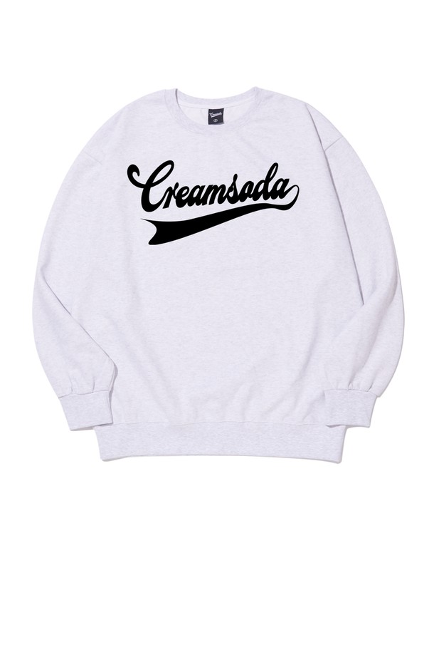 씨알에스디엘 어센틱 로고 맨투맨은 캐주얼, 미니멀, 클래식 스타일을 즐기는 분들을 위한 데일리룩 아이템입니다. 부드러운 촉감의 면, 폴리에스테르 혼방 소재로 제작되어 봄, 가을, 겨울 시즌에 착용하기 좋으며, 두꺼운 두께감으로 따뜻함을 더합니다. 라운드넥에 긴소매 기장이며, 세미오버핏으로 편안한 착용감을 선사합니다. 지그재그 내부 스티치 처리된 넥라인, 변형을 최소화하는 견고한 봉제, 모던한 립 마감, 사이드 심 포인트 라벨, 텀블 워싱 가공, 텐터 가공 등 섬세한 디테일이 돋보입니다. 심플한 로고 패턴과 블랙, 그레이, 오트밀, 라이트그레이, 레드 등 다양한 컬러 옵션으로 폭넓은 스타일 연출이 가능합니다.
