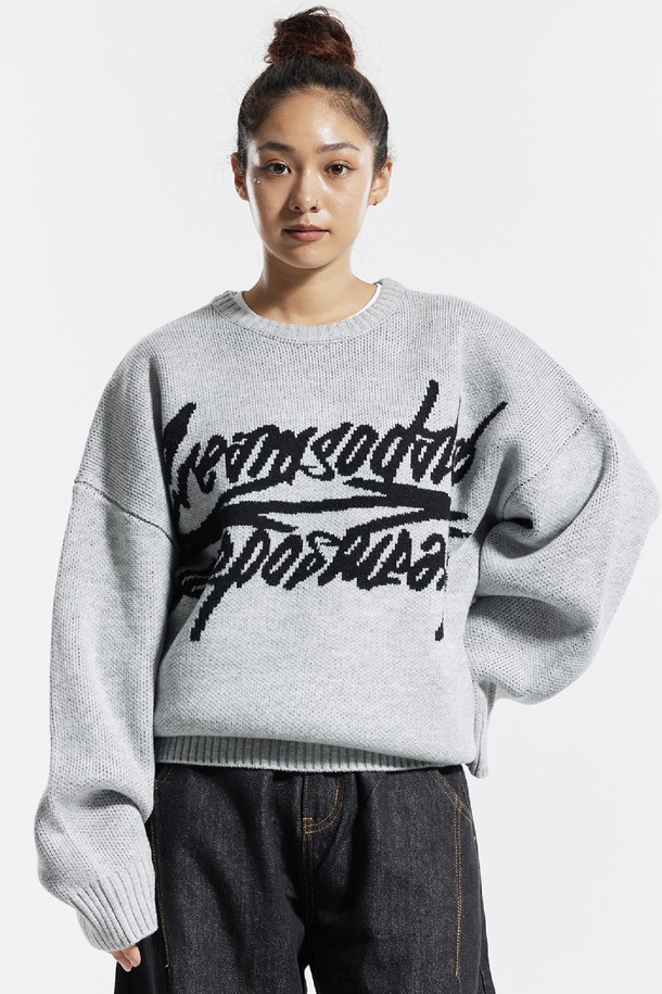 CREAM SODA LAB - 스웨터 - 씨알에스디엘 빅 그래픽 자카드 니트 맨투맨