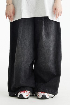 뒷포켓 지퍼 데님