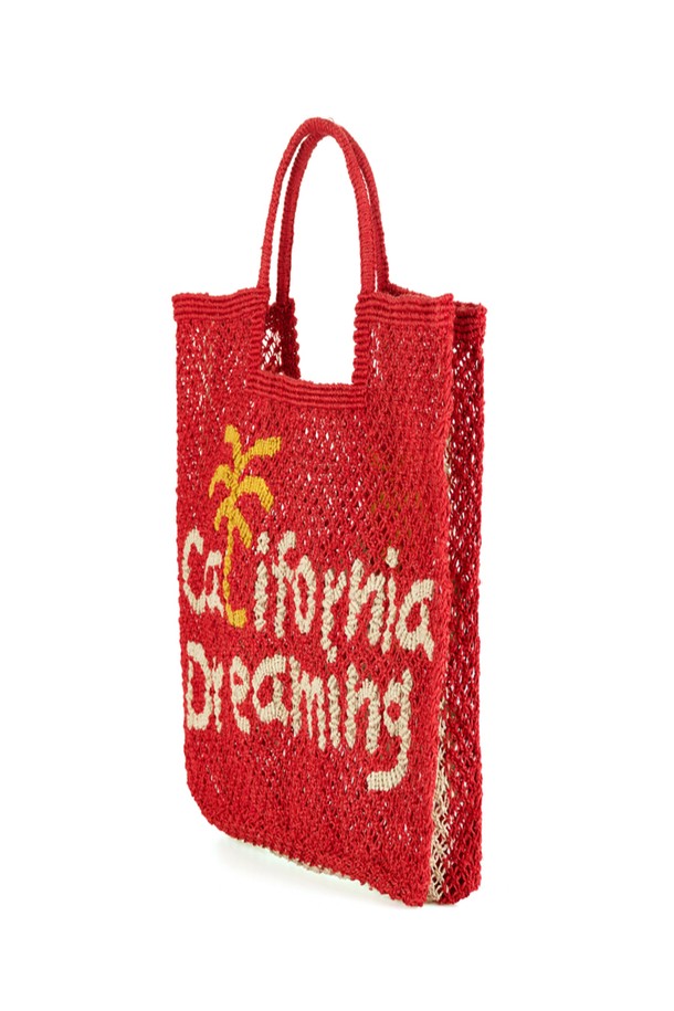 '캘리포니아 드리밍' 스텔라 라지 백은 스칼렛, 내추럴, 옐로우 세 가지 색상의 조화가 돋보이는 토트백입니다. 황마 소재로 제작되어 부드러운 촉감과 가벼운 무게감을 자랑하며, 넉넉한 수납공간으로 실용성을 더했습니다. 레터링 디자인 장식과 경쾌한 컬러 믹스가 돋보이며, 쇼퍼 스타일의 사각 형태 백으로 일상, 여행, 피크닉 등 다양한 TPO에 활용하기 좋습니다. 10-14kg의 하중을 견딜 수 있으며, 핸드메이드로 제작되어 더욱 특별합니다.
