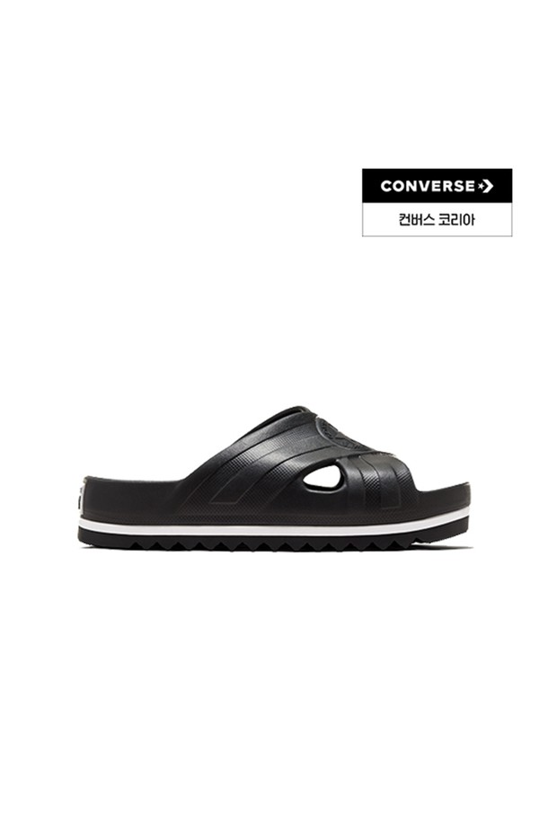 [컨버스] 척테일러 올스타 샌들 라이트 CX 블랙 A06476C는 편안함과 스타일을 모두 갖춘 캐주얼 샌들입니다. 가볍고 쿠셔닝이 뛰어난 CX 소재를 사용하여 편안한 착용감을 제공하며, 오픈형 디자인으로 시원하게 신을 수 있습니다. 일상, 휴가, 여행 등 다양한 상황에서 활용하기 좋으며, 미니멀하고 리조트 스타일의 코디에 잘 어울립니다. 블랙 컬러의 무지 디자인으로 어떤 스타일에도 쉽게 매치할 수 있는 실용적인 아이템입니다. 여름철, 동네 마실룩부터 휴양지 룩까지 폭넓게 활용해보세요.
