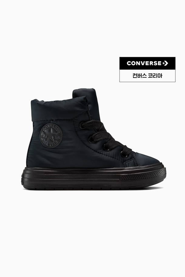 컨버스 척테일러 올스타 엘리먼츠 부츠 블랙 A12941C는 여성용 신발입니다. 봄, 가을, 겨울 계절에 착용하기 좋으며, 일상적인 산책룩, 캐주얼, 클래식, 미니멀 스타일 연출에 적합합니다. 라운드 앞코에 캔버스 소재를 사용하여 편안함을 더했으며, 무지 디자인과 레이스업 여밈, 하이탑 디자인이 특징입니다. 컨버스 시그니처 로고가 돋보이며, 굽 높이는 낮습니다.
