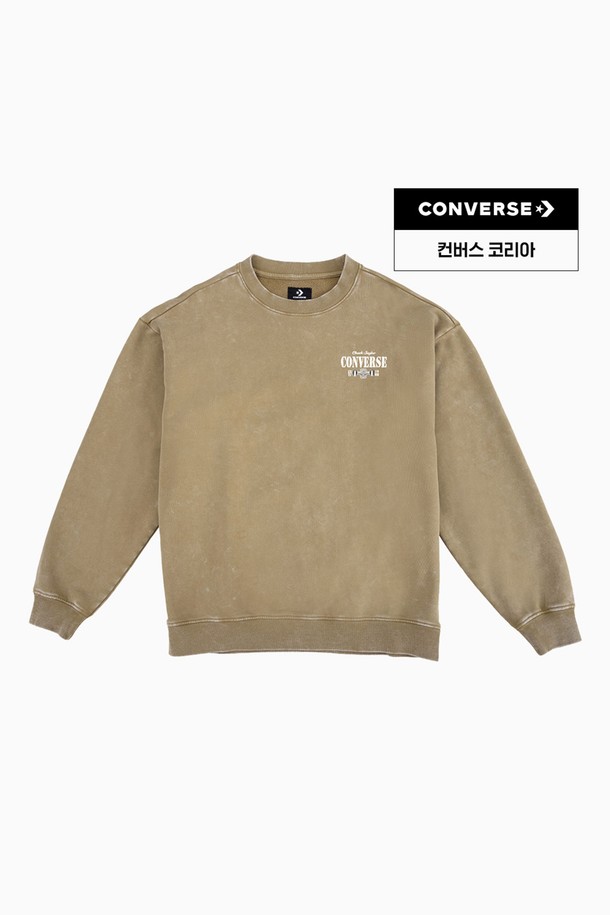 [컨버스] 워시드 크루 플리스 스웜프 코어 UCJ123-FAK는 베이지 컬러의 남녀 공용 맨투맨/스웨트셔츠입니다. 가을, 겨울 시즌에 어울리는 두꺼운 두께감의 플리스 소재로 제작되어 부드러운 촉감을 선사하며, 워시드 가공으로 빈티지한 느낌을 더했습니다. 루즈핏과 라운드넥 디자인으로 편안한 착용감을 제공하며, 캐주얼, 스포티, 미니멀 스타일 연출에 활용하기 좋습니다. 크롭 기장의 긴소매 디자인으로 다양한 스타일링이 가능합니다. 무지 디자인으로 어떤 옷에도 쉽게 매치할 수 있습니다.
