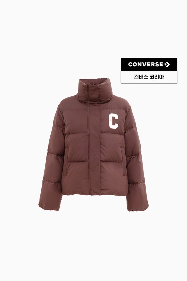 컨버스 커머셜 쇼트 다운 재킷 토털리 퍼지드 WCJ097-J9T는 남녀 모두 착용 가능한 캐주얼 스타일의 겨울용 다운 재킷입니다. 숏 기장으로 활동성을 높였으며, 루즈핏과 타이트핏 모두 연출할 수 있습니다. 메인 소재는 다운이며, 두꺼운 두께감으로 보온성을 강화했습니다. 토털리 퍼지드 컬러로 개성 있는 스타일을 연출해보세요. 긴 소매 디자인으로 겨울철 추위로부터 몸을 보호해줍니다.
