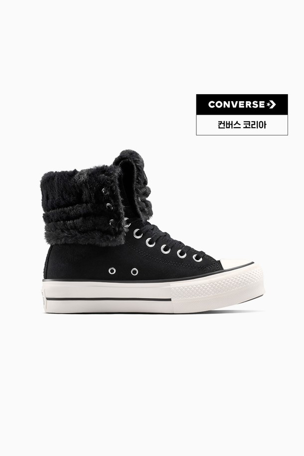 [컨버스] 척테일러 올스타 폴드 오버 리프트 엑스하이 블랙 A15229C는 여성용 신발로, 가을과 겨울에 착용하기 좋은 하이탑 디자인입니다. 블랙 컬러의 캔버스 소재로 제작되었으며, 라운드 앞코에 레이스업 방식으로 편안하게 신을 수 있습니다. 안감은 퍼 소재로 되어 있어 보온성을 높였으며, 폴드 오버 디자인과 리프트 플랫폼 굽이 특징입니다. 캐주얼, 클래식, 미니멀 스타일의 출근룩에 매치하여 세련된 룩을 연출할 수 있습니다.
