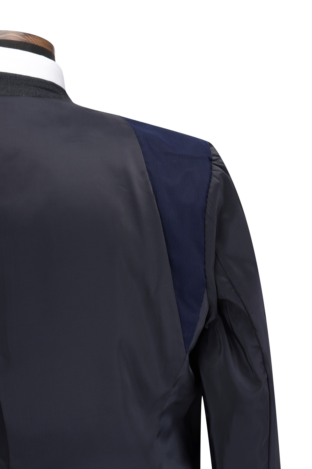 BRENTWOOD - 수트 - [액션슈트] 울블렌디드 스트라이프 슬림 슈트