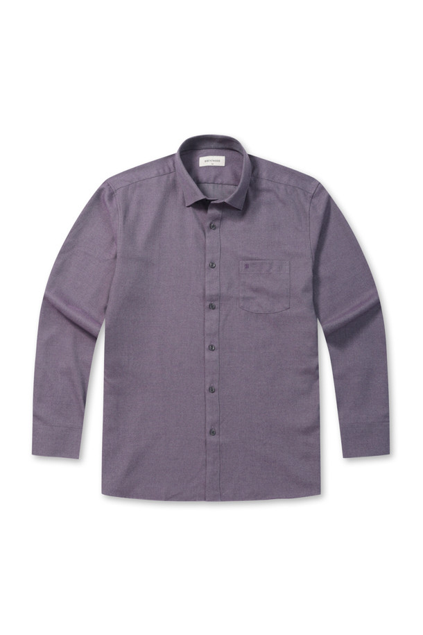 멜란지 컬러의 레귤러핏 소프트터치 드레스셔츠입니다. 부드러운 촉감의 레이온 기모 혼방 소재로 제작되어 가을 시즌에 적합하며, 클래식한 스타일을 연출합니다. 히든스냅 다운 네크라인과 긴 소매, 커프스단 2버튼 디테일이 특징이며, 왼쪽 가슴 주머니와 자수 포인트로 포인트를 더했습니다. 신축성은 보통이며 비침이 없어 편안하게 착용 가능합니다. 오피스룩, 비즈니스 캐주얼, 회의룩 등 다양한 TPO에 미니멀하고 클래식하게 활용하기 좋습니다.
