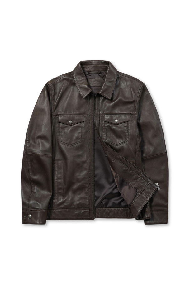 [볼더레더] 세미베지터블 양가죽 트러커는 가을 시즌, 캐주얼하고 빈티지한 스타일을 연출하기에 완벽한 아우터입니다. 부드러운 세미 베지터블 천연 양가죽과 가먼트워싱, 효소 처리 기법으로 제작되어 은은한 광택과 자연스러운 질감을 자랑합니다. 엉덩이 위 기장의 레귤러핏으로 편안하며, 가슴 포켓 장식과 전면 노출 지퍼 디테일이 돋보입니다. 뒷 넥 부분의 브랜드 라벨 가죽 디테일은 고급스러움을 더하며, 데이트룩이나 가을 나들이룩에 잘 어울리는 스타일입니다.
