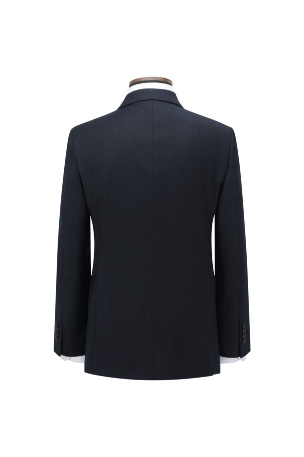 남성용 울 블렌디드 클래식 슈트 재킷입니다. 일상과 포멀한 자리 모두에 어울리는 레귤러 핏의 싱글 버튼 슈트 자켓으로, 초겨울에 적합합니다. 혼방 컬러에 무지 패턴으로 클래식하고 미니멀한 스타일을 연출합니다. 울 소재 특유의 고급스러운 질감과 내추럴 스트레치, 등판 밑단의 양 사이드 벤트, 전체 안감 디테일이 편안함과 활동성을 더합니다. 오피스룩, 비즈니스 캐주얼, 출근룩 등 다양한 TPO에 활용하기 좋습니다.

