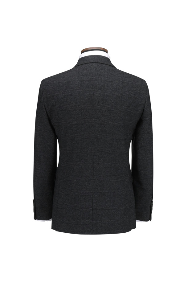 멜란지 블랙그레이 컬러의 남성용 울블렌디드 글렌체크 슬림 슈트 재킷입니다. 가을 시즌에 적합하며, 모던하고 세련된 스타일을 연출합니다. 슬림핏 디자인과 싱글 버튼 여밈으로 깔끔한 실루엣을 선사하며, 안경 라펠 장식, 등판 밑단 양사이드 벤트, 이너포켓, 전체 안감, 스트레치 소재 등의 특징을 갖추었습니다. 오피스룩, 비즈니스 캐주얼, 모임룩 등 다양한 TPO에 활용 가능하며 클래식, 미니멀, 시크 스타일을 선호하는 분들께 추천합니다.
