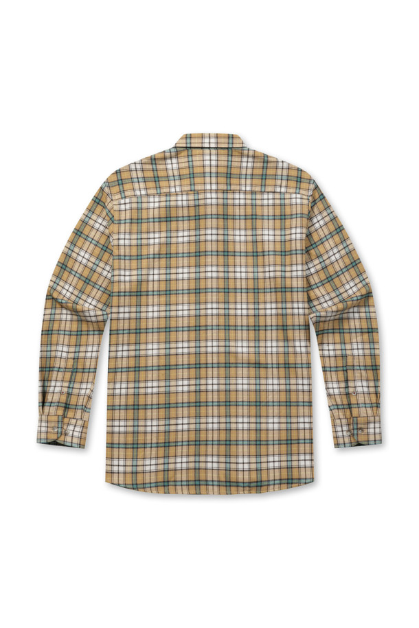 옐로우 멀티체크 캐주얼셔츠는 겨울철 데일리룩과 모임룩에 활용하기 좋은 긴소매 셔츠입니다. 부드러운 촉감의 폴리에스테르와 레이온 혼방 소재로 제작되었으며, 레귤러핏과 레귤러 기장으로 편안한 착용감을 선사합니다. 옐로우 컬러 바탕에 체크 패턴이 산뜻함을 더하며, 구김이 적어 관리가 용이합니다. 버튼다운 네크라인과 넥고리 배색, 옆구리 포인트 라벨, 레드 포인트 버튼 등의 디테일이 돋보이는 캐주얼 스타일로, 클래식, 미니멀 룩에도 잘 어울립니다.
