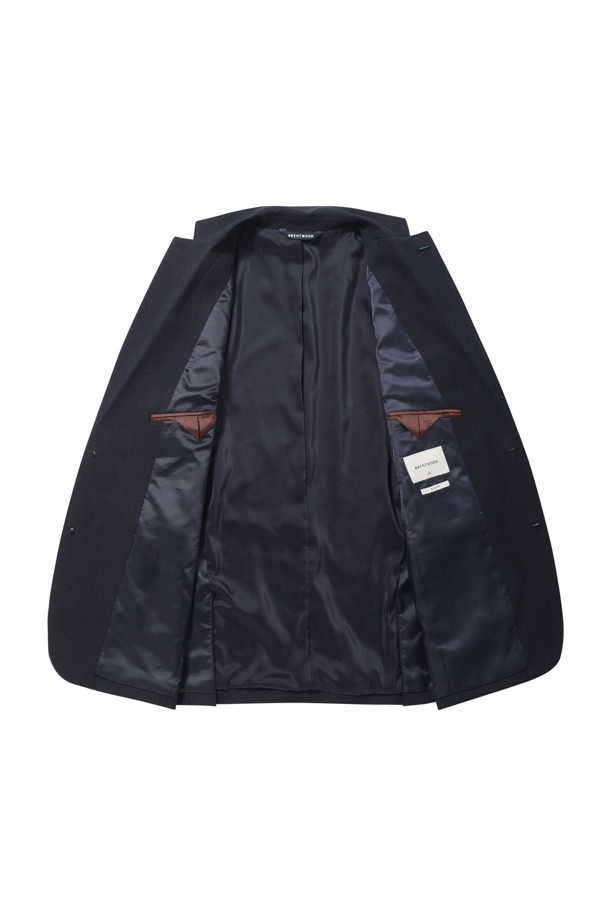 [이지슈트] 마이크로 패턴 재킷 (SET-UP)은 남성용 자켓으로, 가을에 입기 좋은 슬림핏 디자인입니다. 네이비 컬러의 마이크로 패턴이 돋보이며, 테일러드 코트 타입에 투버튼 여밈 방식으로 제작되었습니다. 출근룩, 비즈니스 캐주얼, 모임룩 등 다양한 TPO에 활용 가능하며, 미니멀, 클래식, 캐주얼 스타일을 연출하기 좋습니다. 사이드벤트, 부토니에 장식, 전체 안감, 신축성 있는 소재로 편안함과 활동성을 더했습니다.
