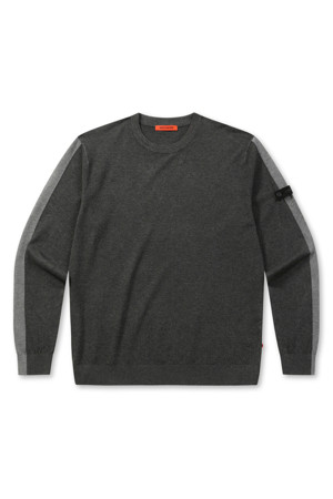 [라이프 퍼포먼스] 소매배색 워셔블 라운드넥 스웨터