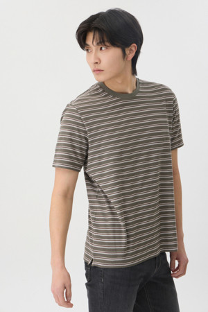 컬러 스트라이프 라운드넥 티셔츠