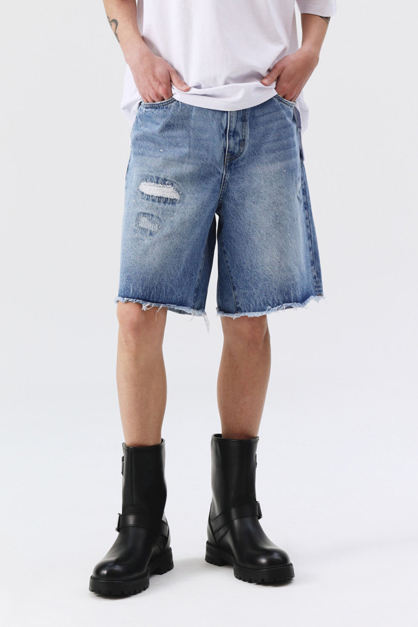 AMOUPRE - 데님 - Short Damage Denim (Blue)