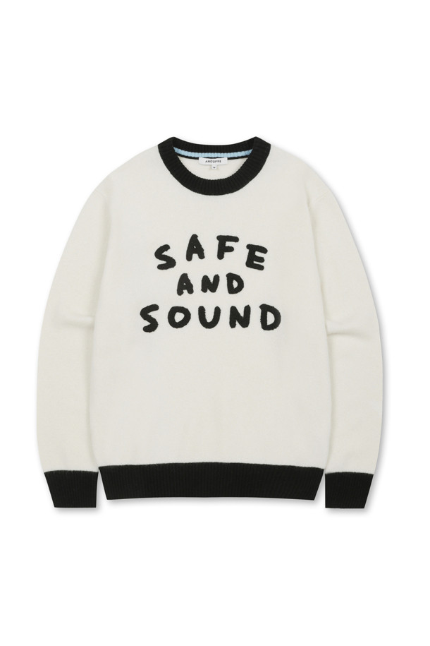 Block Safe&Sound 풀오버 (아이보리)는 부드러운 메리노 울 소재로 제작되어 가을, 겨울철 포근하게 착용하기 좋은 니트 스웨터입니다. RWS 인증 원사를 사용하여 품질을 높였으며, 세미 오버핏에 라운드넥 디자인으로 편안한 착용감을 선사합니다. 아이보리, 블랙 두 가지 색상으로 출시되었으며, 부클 레터링 자수와 배색 디테일이 캐주얼하면서도 베이직한 스타일을 연출합니다. 레글런 소매 디자인으로 활동성을 더했으며, 일상 속 겨울 데일리룩에 활용하기 좋습니다.
