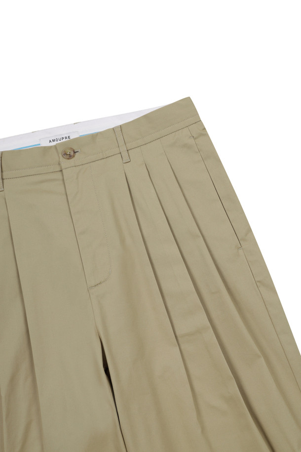 AMOUPRE - 캐주얼팬츠 - Relaxed Tapered 3-Tuck Pants (Beige)