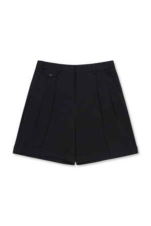 Two Tuck Bermuda Shorts (Black)