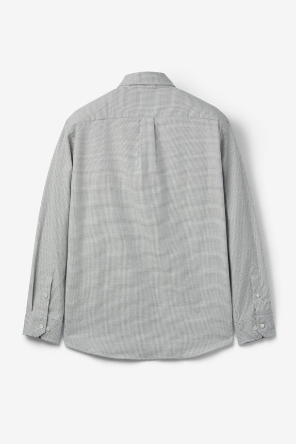 SOMELOS(소멜로스) 코튼 캐시미어 하운드투스 셔츠는 부드러운 촉감의 면과 캐시미어 혼방 소재로 제작되어 겨울철에도 따뜻하게 착용할 수 있습니다. 클래식한 무드의 그레이 컬러 하운드투스 패턴이 돋보이며, 레귤러 핏과 긴 소매 기장으로 편안한 착용감을 선사합니다. 출근룩, 비즈니스 캐주얼, 모임룩 등 다양한 TPO에 활용 가능한 실용적인 아이템입니다. 밀드 가공 처리와 물세탁이 가능하여 관리가 용이합니다. 미니멀하고 클래식한 스타일을 즐기는 분들께 추천합니다.
