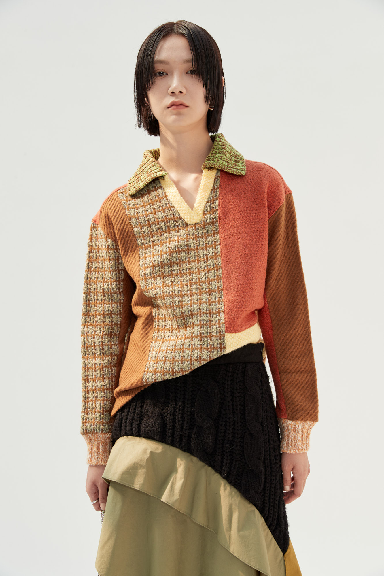 COMMONGROUND - 긴소매 티셔츠 - [ANDERSSON BELL] SIENNA PATCHWORK KNIT POLO SWEATER atb621w - MULTI 