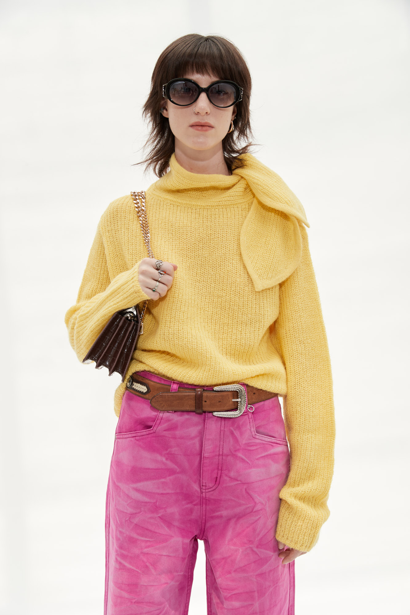 COMMONGROUND - 긴소매 티셔츠 - [ANDERSSON BELL.W] RILYNN RIBBON NECK BLOUSE KNIT atb631w - YELLOW